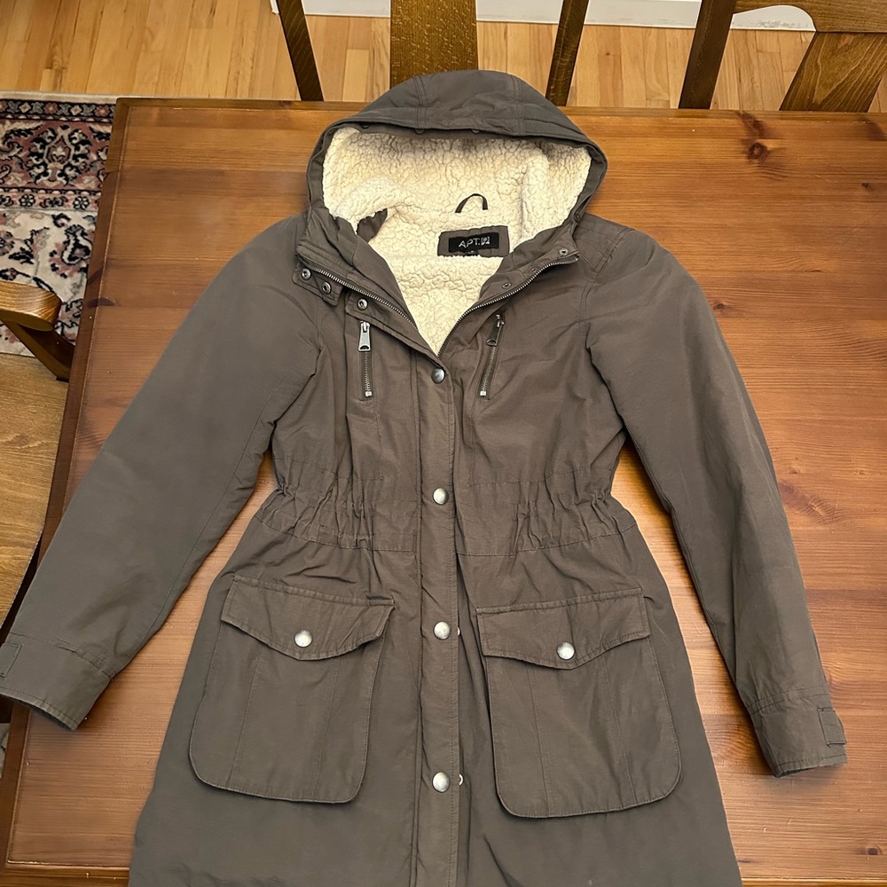 Apt 9 Women’s coat Size M